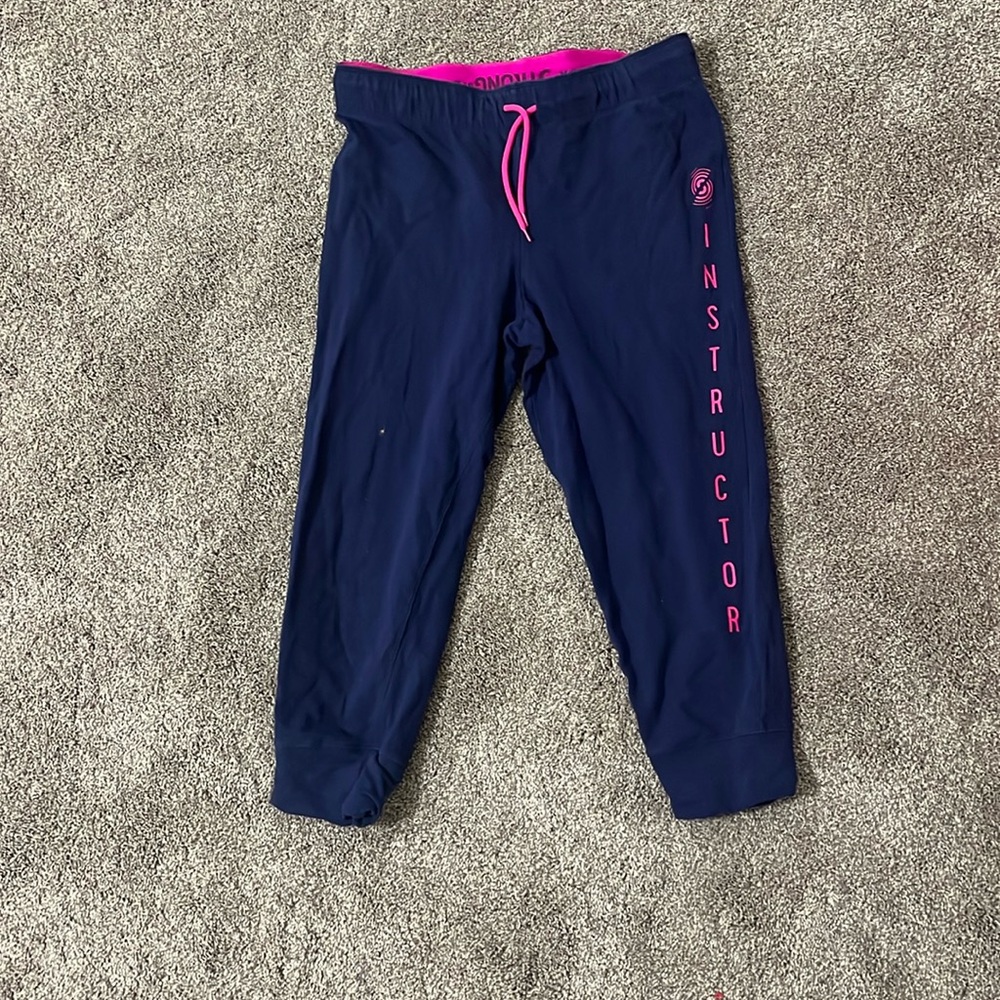 Strong zumba jogger